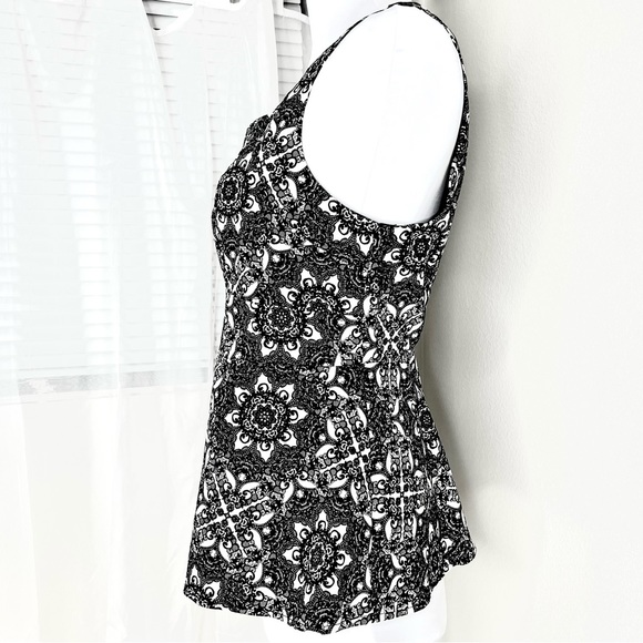 TORRID: Lace Print Sateen Peplum Top - Picture 3 of 9